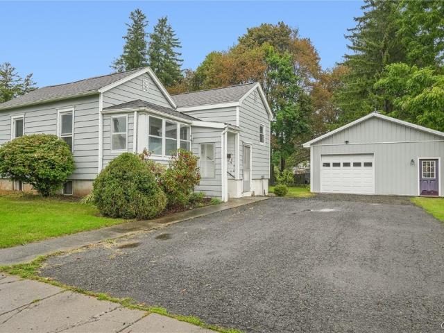 31 Richardson Avenue