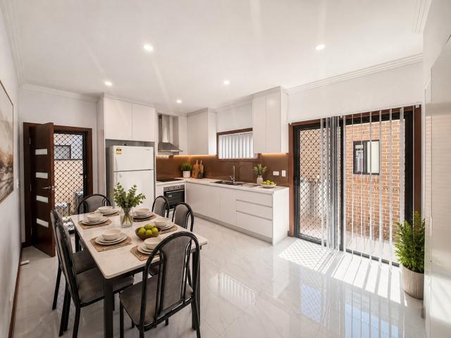31 Rosedale StreetCanley Heights NSW 2166, Australia