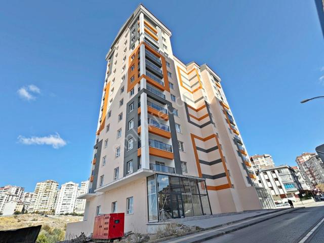 3+1 Sıfır 11.kat Site İçi Önü Açık Merkezi Konum Oturuma Hazır