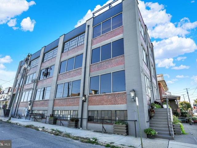 31 S Sterley St Unit 400, Shillington, PA 19607