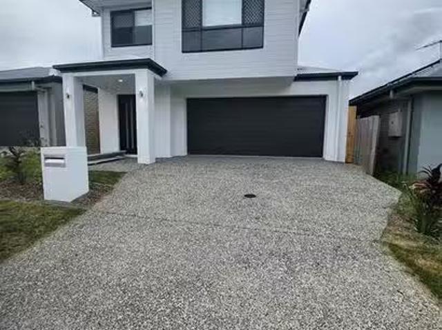 31 Samford Drive, Holmview, QLD 4207