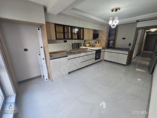 3+1 SİNCAN ANDİÇEN MAHALLESİ 12CADE ÜZERENDE SIFIR DAİRE VATAN BİLGİSAYARIN YANI YUKSEK GİRİŞ