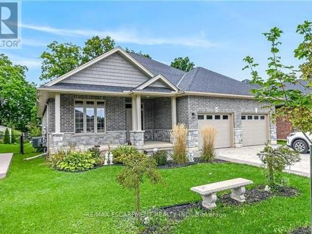 31 Sycamore Drive, Norfolk, ON, N0A 1N6 house for sale | Listing ID X13786 | Royal LePage