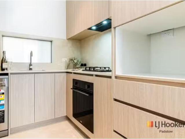 31A Faraday Road, Padstow Apartment for rent Listed by Ava Ar.