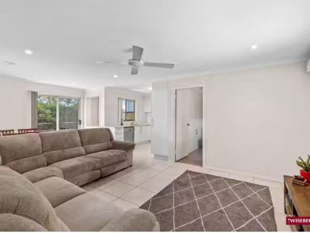 31A Veron Road, Umina Beach House for rent Listed by Linda Pe.