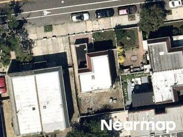31st Ave