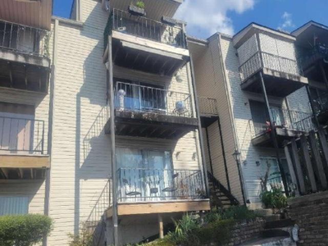 31st St S Apt C