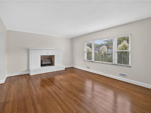 3204 Camellia DR