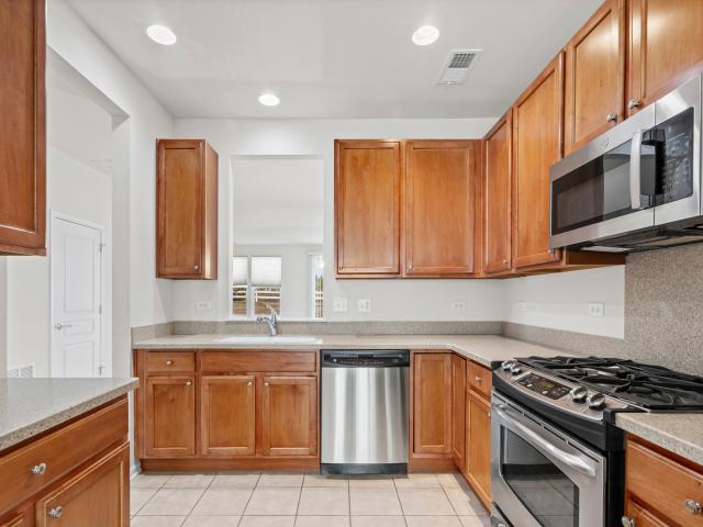 3204 Comstock Court