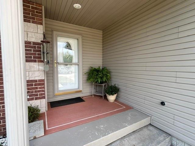 3204 Lily Lane