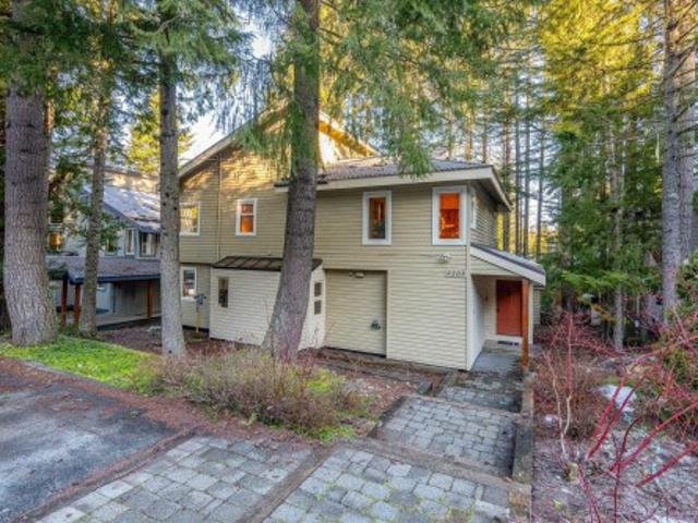 3205 Arbutus Drive, Whistler, BC, V8E 0B8 house for sale | Listing ID R3140 | Royal LePage