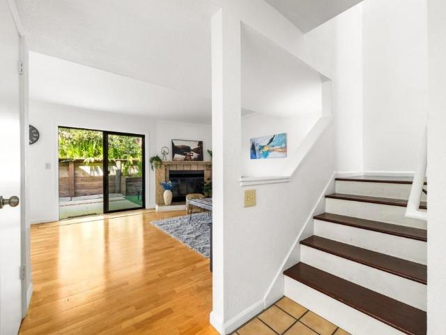 3205 Stockbridge Lane