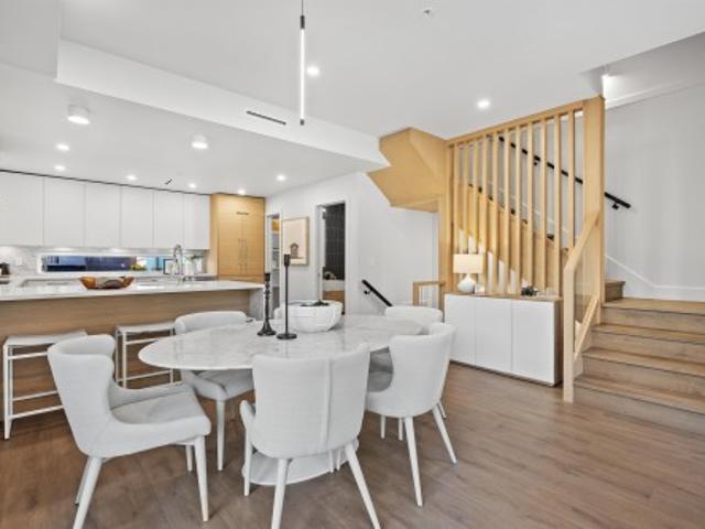 3206 Highland Boulevard, North Vancouver, BC, V7R 2V9 townhouse for sale | Listing ID R3171 | Royal LePage