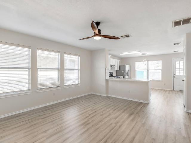 3207 Barksdale