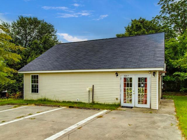 3207 Piedmont Avenue