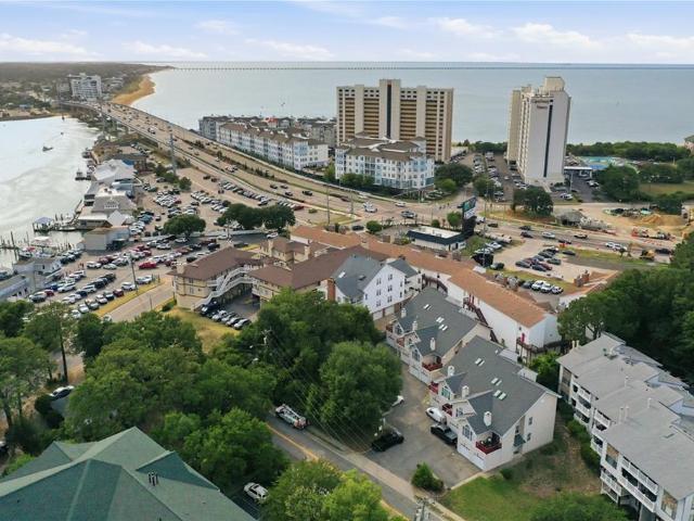3208 Lynnhaven DR