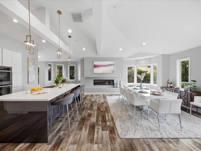 3208 Longfellow Drive