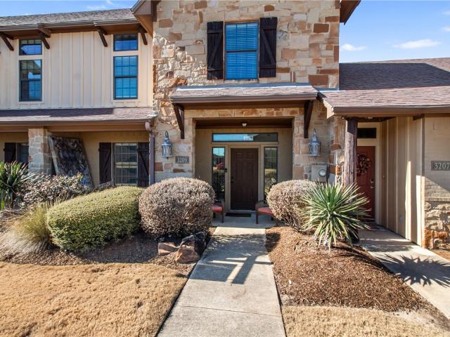 3209 Sergeant Drive