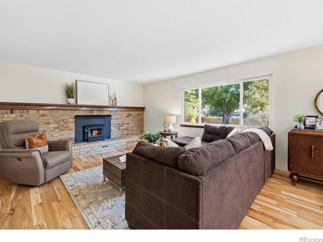 3200 Yellow Pine Court