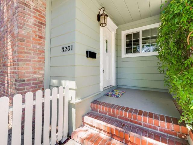 32013 Hoover
