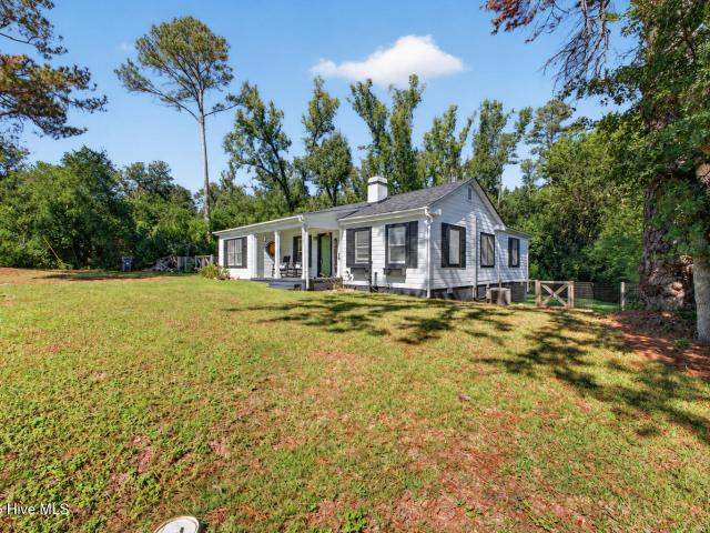 3201 Clarence Drive