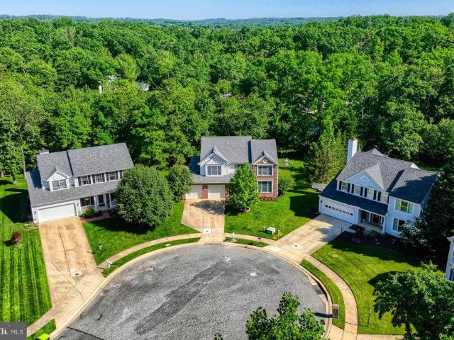 3202 Holly Knoll Court