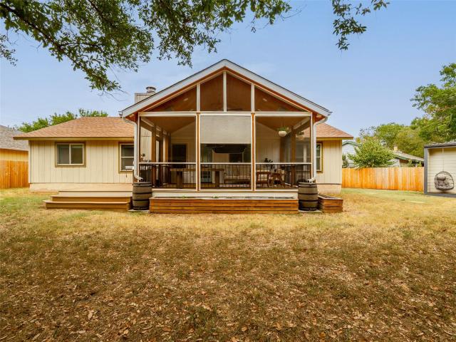3203 Western Dr