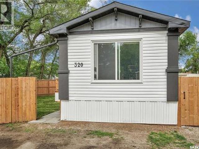 320 1 Rayner Avenue, Saskatoon, SK, S7N 2P8 house for sale | Listing ID SK050749 | Royal LePage