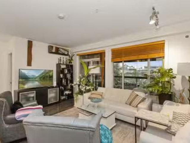 320 32445 Simon Avenue, Abbotsford, BC, V2T 0G7 Single Famil.