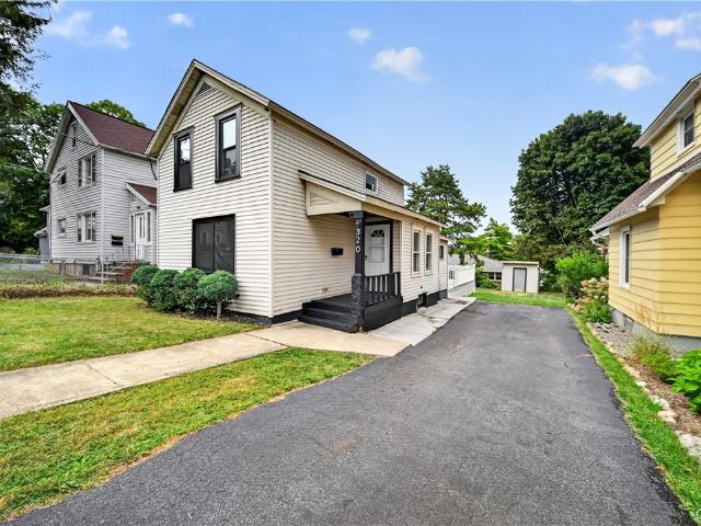 320 6th Street