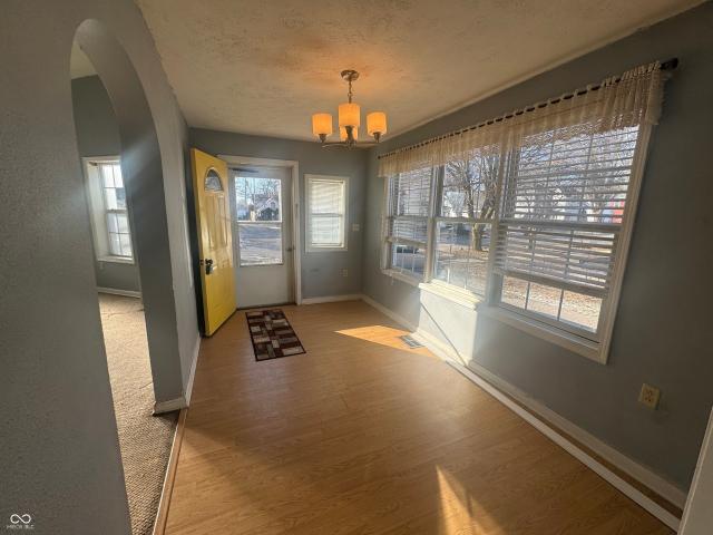 320 E 6th Street