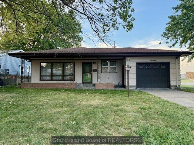 320 E 20th St, Grand Island, NE 68801