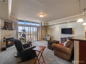 320 E 32nd Street # 108