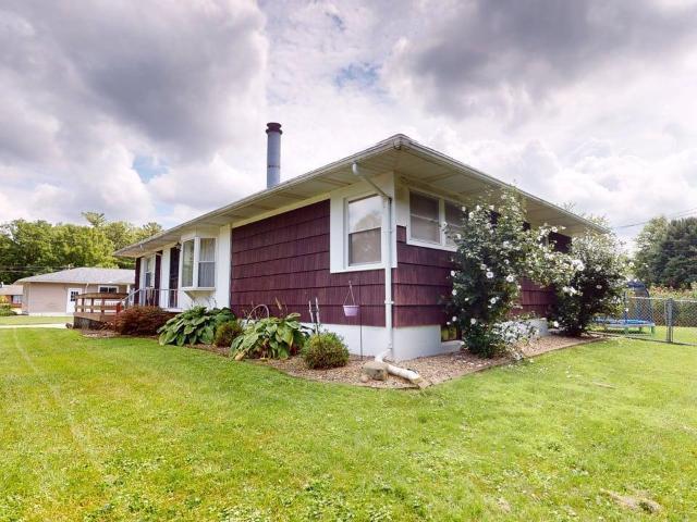 320 E Long Street