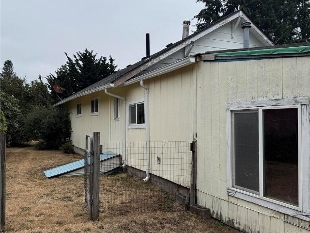 320 E Oakview Avenue