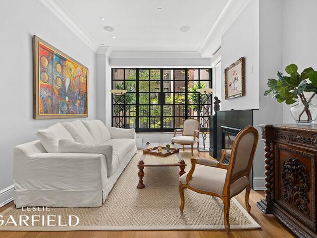 320 East 55th Street, New York, NY