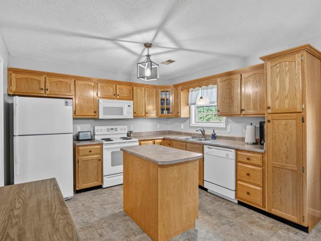 320 Kings Trace Drive