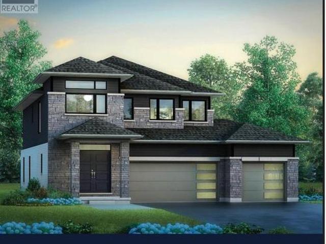 320 Hawthorne Street, Saugeen Shores, ON, N0H 2C3 house for sale | Listing ID X13085 | Royal LePage
