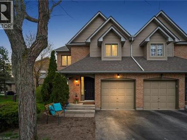 320 Hamilton Drive Unit# 10, Ancaster, ON, L9G 4W6 townhouse for sale | Listing ID 40826 | Royal LePage
