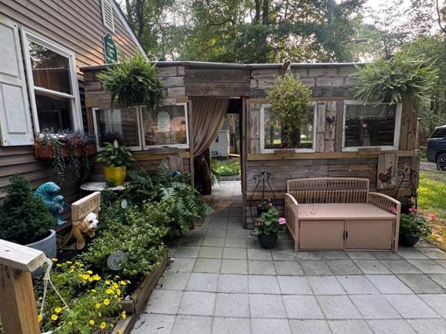 320 Hemlock Avenue