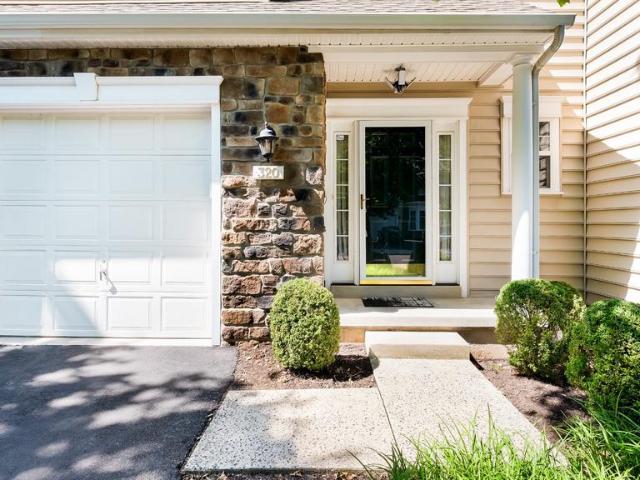320 Oxford Lane