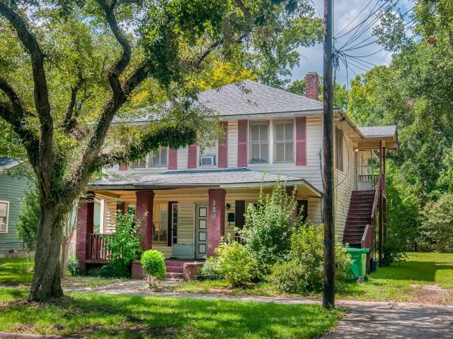 320 S Kaminski St