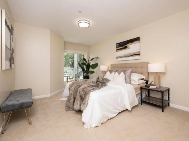 320 Peninsula Ave, Unit 215, San Mateo, CA 94401 | MLS #ML82045