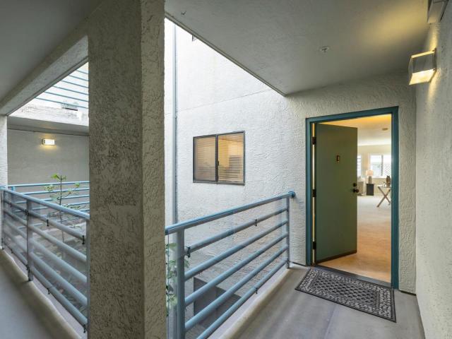 320 Peninsula Avenue 215