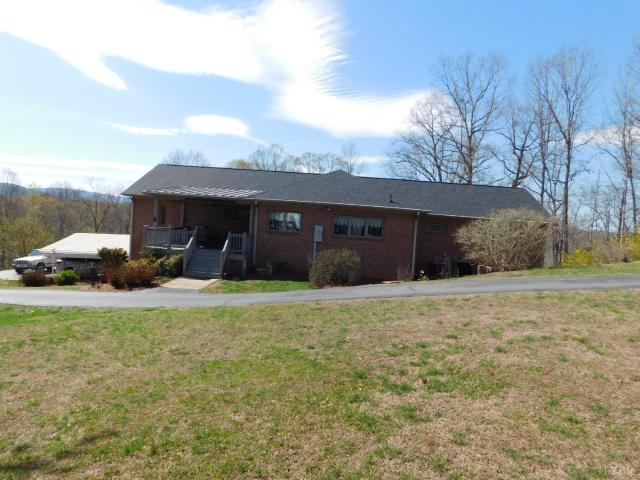 320 Ruth Dr, Madison Heights, VA 24572 | MLS #365415
