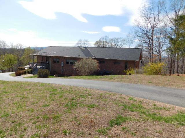 320 Ruth Drive