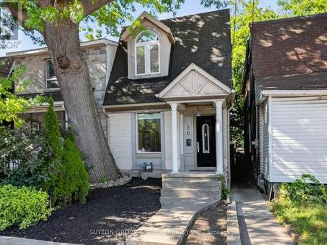 320 Weston Road, Toronto, ON, M6N 3P5 house for sale | Listing ID W13690 | Royal LePage