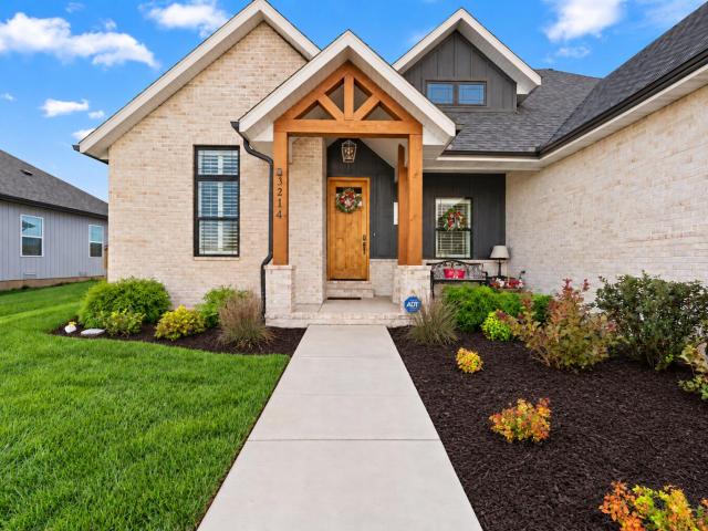 3214 N Marlin Drive