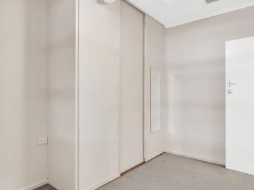 3/214 Findon Road