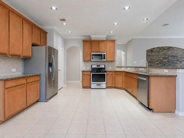 3214 Sabine Spring Lane